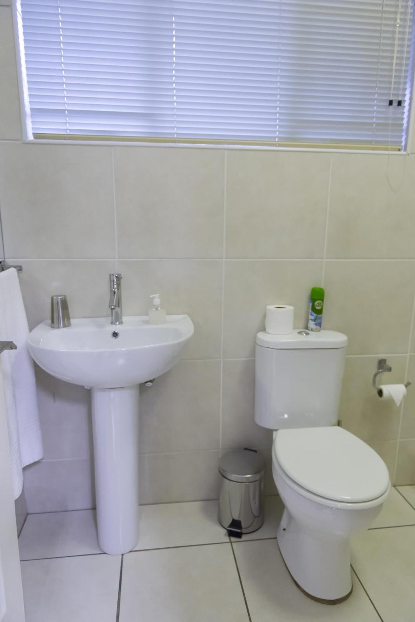 The Suburban Guest House ブルームフォンテーン 部屋 写真